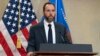 Спецпрокурор Джек Смит отвечает на вопросы репортеров по делу Трампа, 9 июня 2023 г. 