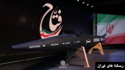 رونمایی سپاه پاسداران از موشک «فتاح»