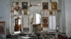  У звіті Держдепу йдеться про те що російська окупаційна влада знищила, пошкодила чи пограбувала щонайменше 630 релігійних об'єктів. На фото – церква зруйнована російською повітряною атакою у Запорізькій області, AP