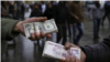 مرکز پژوهش‌های مجلس «سیاست‌های ارزی» دولت رئیسی را عامل افزایش قیمت ارز دانست