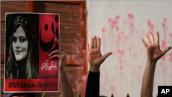 زن، زندگی، آزادی - مهسا امینی 