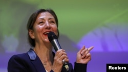 Ingrid Betancourt durante un mitin del partido Verde Oxígeno en la Universidad Externado de Bogotá, el 29 de marzo de 2022.