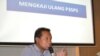 Komisioner KPI Rahmat Arifin menegaskan tidak boleh satupun lembaga penyiaran khususnya televisi menayangkan iklan politik hingga dimulalinya masa kampanye pemilu 2014. (VOA/Andylala Waluyo)