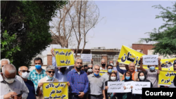 در ماه‌های گذشته بارها بازنشستگان به وضعیت اقتصادی خود اعتراض کرده بودند. 