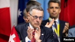 Міністр закордонних справ Швейцарії Ігнаціо Кассіс виступає на Саміті миру 16 червня 2024 року 