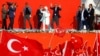 صدها هزار نفر در تجمع ضدکودتا در استانبول شرکت کردند