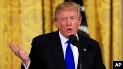 Rais wa Marekani Donald Trump ameonyesha nia ya kutoa ushahidi mbele ya mwendesha mashitaka maalum.
