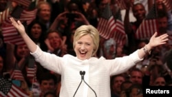 La candidate Hillary Clinton lors d'une primaire en Californie, à New York, le 7 juin 2016