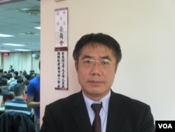 台湾民进党立委黄伟哲（美国之音张永泰拍摄）