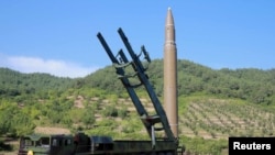La Corée du Nord affirme avoir tiré un nouveau missile balistique intercontinental, le 5 juillet 2017.