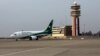 Самолет Iraqi Airways прибывает в аэропорт Багдада