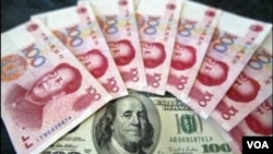 Ketegangan meningkat antara Beijing dan Washington dalam beberapa minggu ini atas nilai Yuan, yang telah dikaitkan pada dolar Amerika sejak tahun 2008