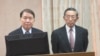 台湾国防部长高广圻(左)及外长林永乐在立法院接受质询（美国之音张永泰拍摄）