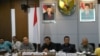 Dari kiri ke kanan: Menteri Agama Suryadarma Ali, Menteri Koordinator bidang Kesejahteraan Rakyat Agung Laksono, Menteri Koordinator bidang Politik Hukum dan Keamanan Djoko Suyanto dan Menteri Pertahanan Purnomo Yusgiantoro dalam rapat koordinasi terkait Ahmadiyah, Mei 2013 (Foto: dok).