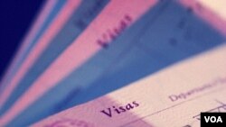 Biaya untuk melamar berbagai jenis visa Amerika kini naik.