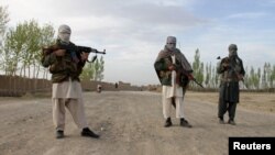 معاون قوماندانی امنیه کندز، سال گذشته از سوی طالبان مسلح ربوده شده بود.