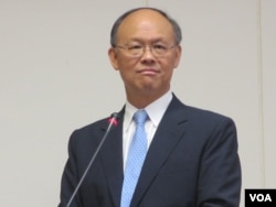 台湾经济部长邓振中