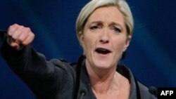 Ðảng FN do bà Marine le Pen (hình trên) lãnh đạo tăng rõ thế và lực, vươn lên thành một chính đảng có vai vế toàn quốc, nghiễm nhiên đứng thứ ba trong hơn 10 đảng phái của nước Pháp