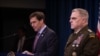国防部长埃斯珀(Mark Esper)和美军参谋长联席会议主席米利(Mark Milley)2019年12月20日一起见记者（美国国防部照片）