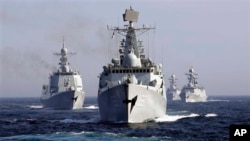 Kapal-kapal Angkatan Laut China dalam sebuah latihan. (Foto: Dok)
