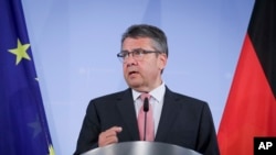 Menteri Luar Negeri Jerman Sigmar Gabriel berbicara dalam sebuah konferensi pers di Berlin, Jermany, 20 Juli 2017. (Foto:dok)