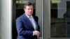 Пол Манафорт виходить з будівлі суду у Вашингтоні у лютому, коли на нього наклали домашній арешт і взяли $10 мільйонів застави.