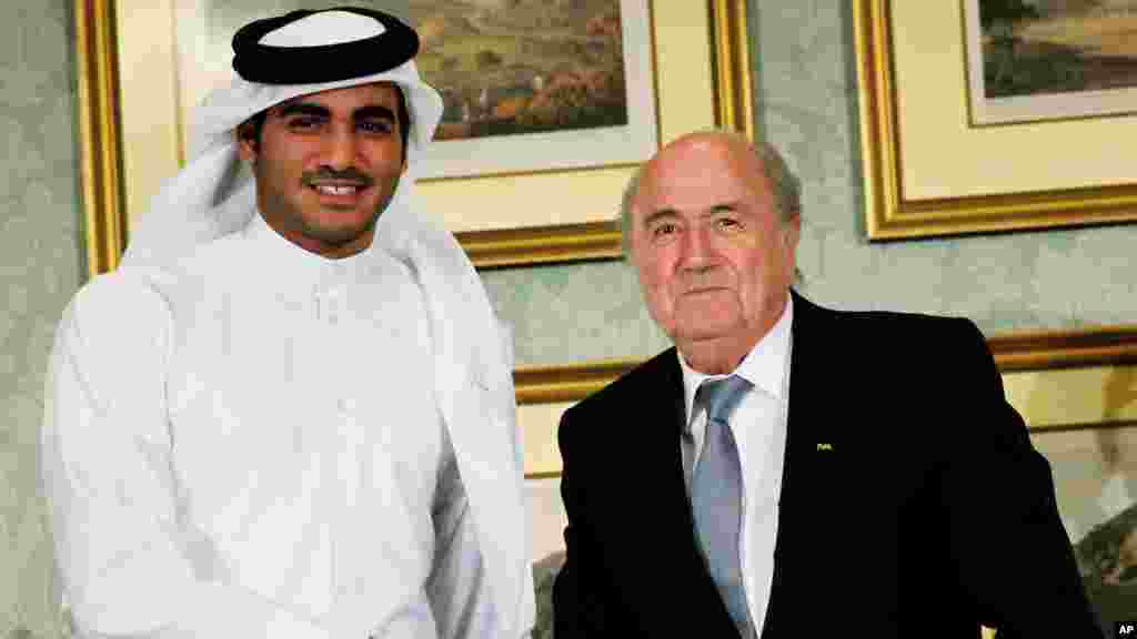 Shuganan Fifa Sepp Blatter da Jami'in Kwallon Kafar Yemen. 2013