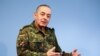 Глава сухопутных войск Германии генерал-лейтенант Карстен Бройер (архивное фото) 