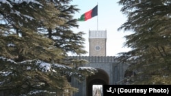 ریاست جمهوری افغانستان میگوید رئیس جمهوری غنی در مورد کشورهای حامی تروریزم و خطرات آن با رئیس جمهور ترامپ صحبت کرده است.