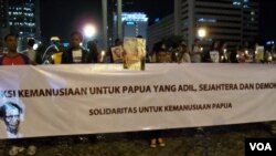 Protes damai di Jakarta untuk mendorong pemerintah menyelesaikan sejumlah masalah di Papua. (Foto: Dok)