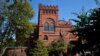 Gedung Fisher Fine Arts di kampus University of Pennsylvania di Philadelphia, Pennsylvania, AS, 25 September 2017. (Foto: REUTERS/Charles Mostoller)
