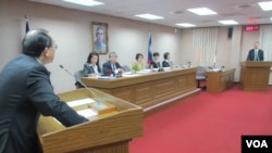 台湾立法院外交及国防委员会5月11号质询的情形 (美国之音张永泰)