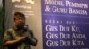 Muhammad AS Hikam pada peluncuran buku "Gus Dur Ku, Gus Dur Anda dan Gus Dur Kita" di Bentara Budaya Jakarta (2/11). (VOA/Andylala Waluyo)